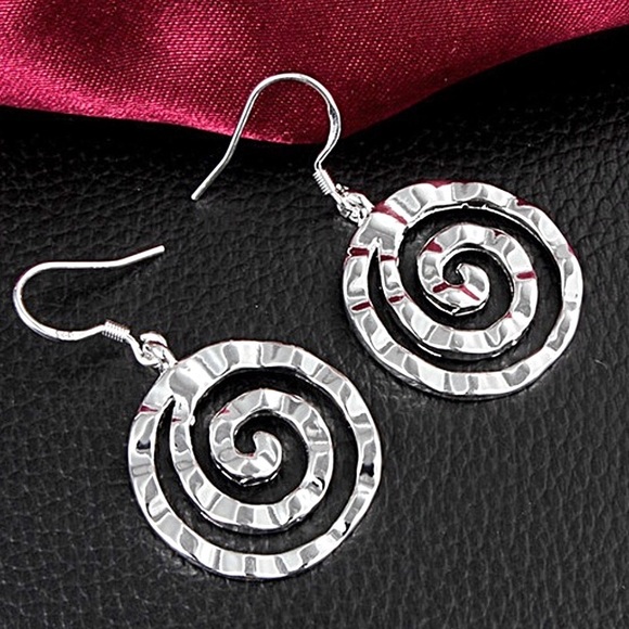 Jewelry - 925 Silver Plated Swirl Earrings NWT
